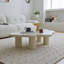 Table basse légère et somptueuse crème