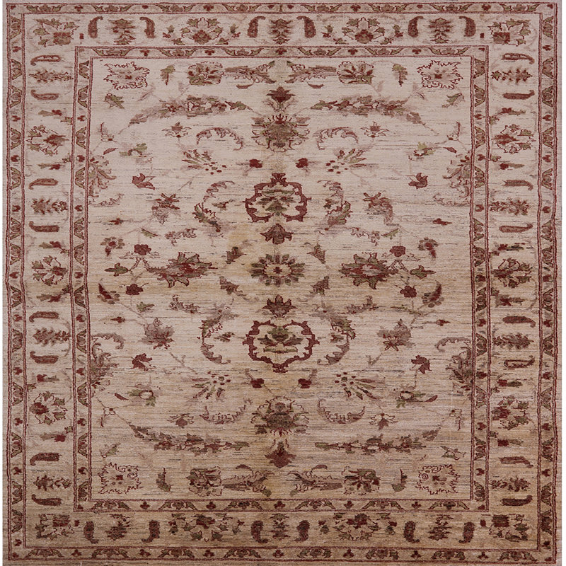 Tapis brun Corbel, Carré 4 pi