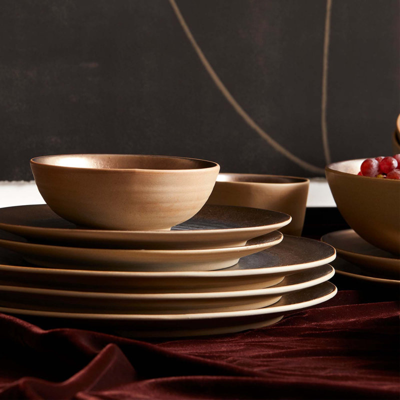 Akita Stoneware Salad/Dessert Plate