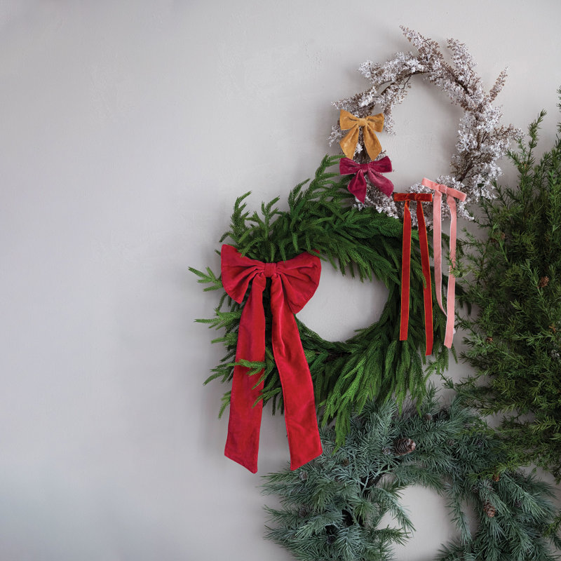 Couronne Evergreen Cedar & Pinecone