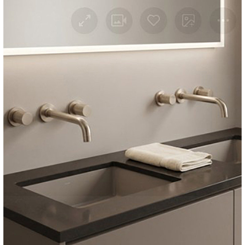Robinet de salle de bain mural espacé 8 po Alessandra, Brushed Nickel