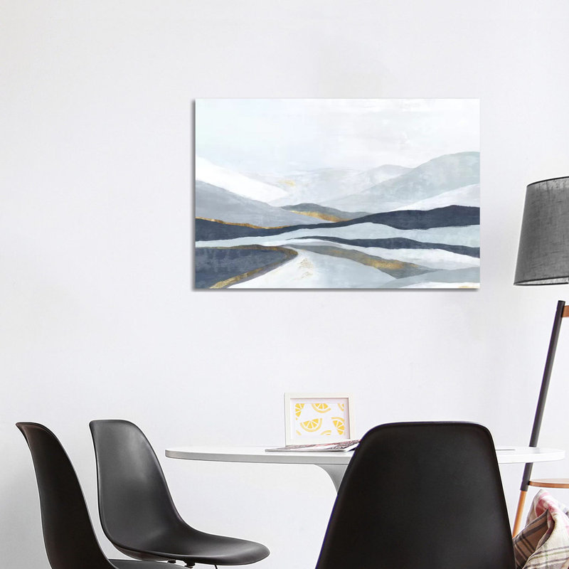 "Far Away Land I" par Eva Watts - impression sur toile tendue, H 26 po x l 40 po x 1,5 po