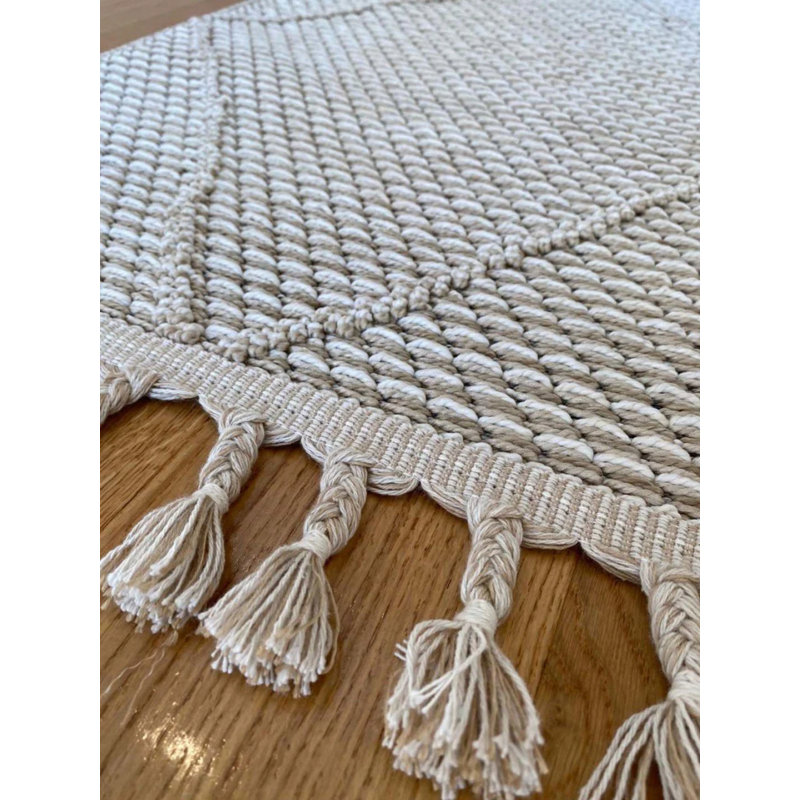 Tapis Tilina, Rectangle 2 pi 7 po x 4 pi 11 po