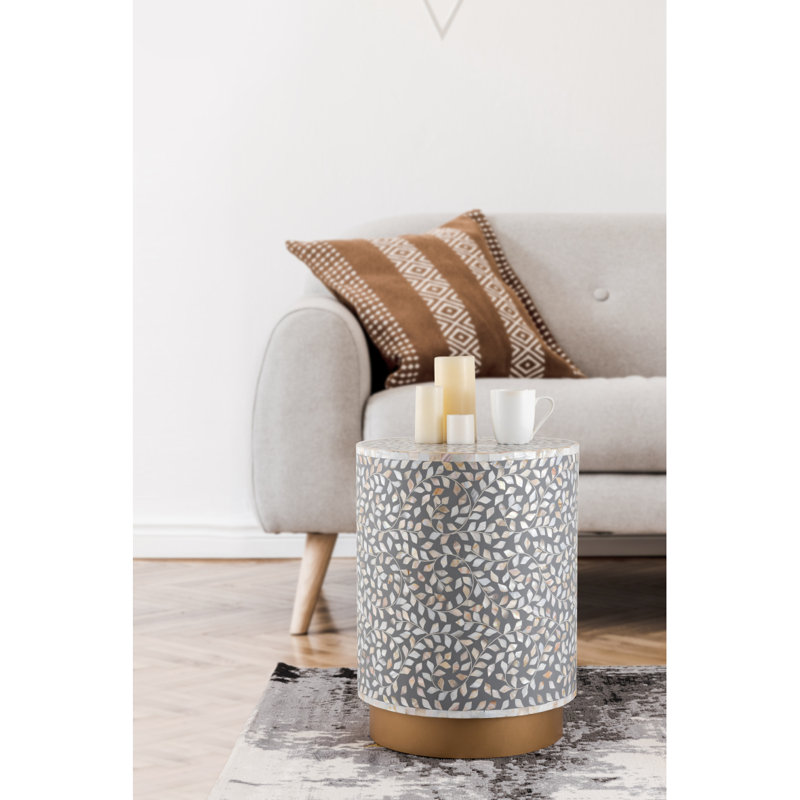 Table de bout moderne et élégante