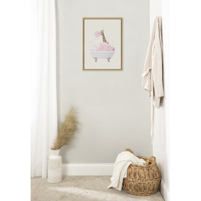 Girafe prenant un bain par juillet, reproduction d'art sur toile encadrée