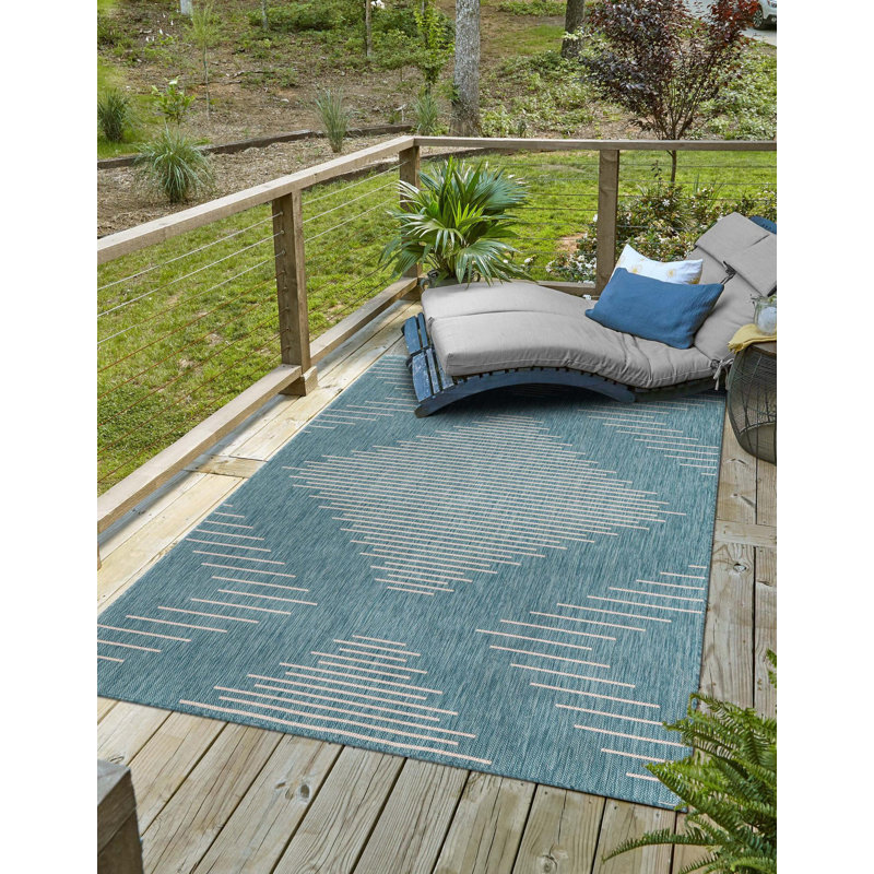 Striped Indoor / Outdoor Rug, Rectangle 7'10" x 10'