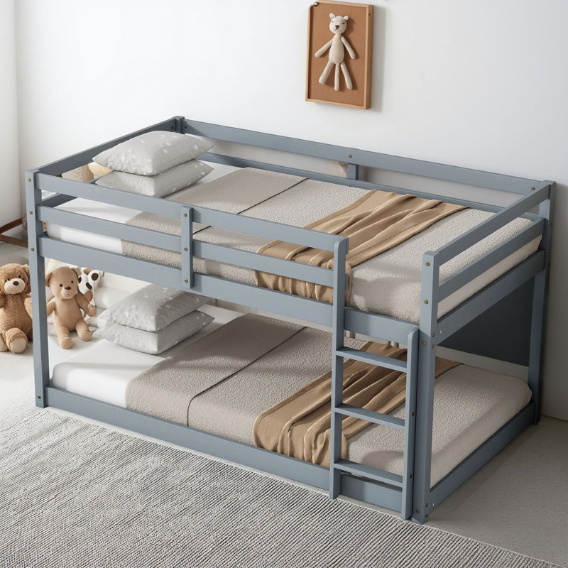 The Bunk Bed Is Made Of Solid Wood And Rubber Wood And Comes With A Ladder. The Bed Board Is Made Of Reinforced Slats, Which Has A Stable Structure And Combines Practicality And Texture.