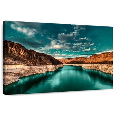 Alvord Hoover Dam Lake