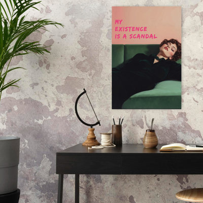 Art contemporain contemporain dramatique audacieux