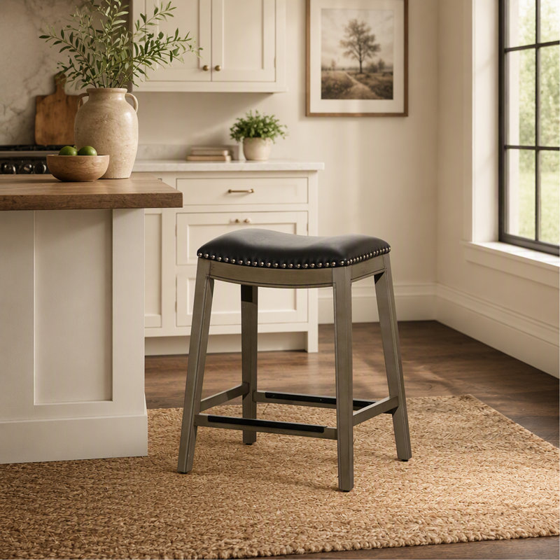 Tabouret de bar de 61 cm (24 po), fini gris vieilli, siège en cuir noir