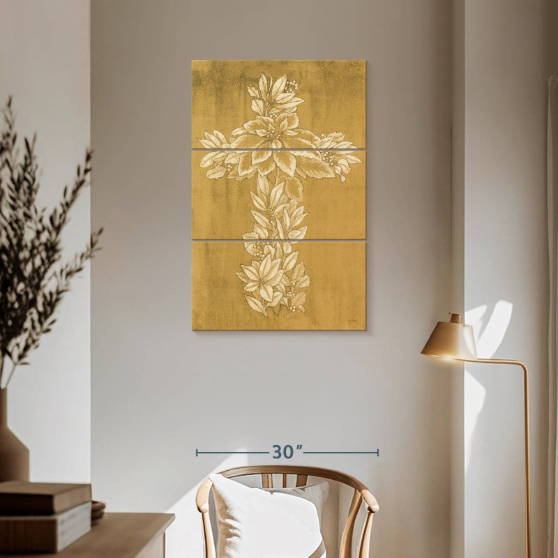 Adella Holiday Cross I, H 57 po x l 36 po