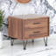 Table d'appoint en bois au fini noyer avec 2 tiroirs et pieds en métal