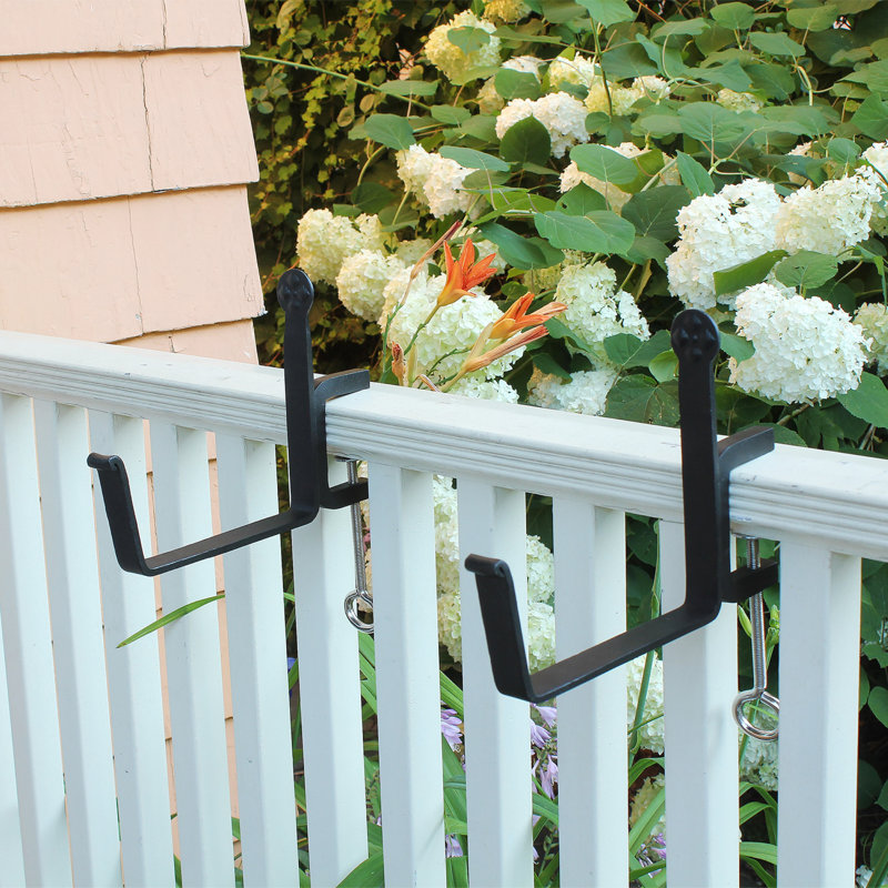 Medium Green Galvanized Steel Flower Box with Black Brackets