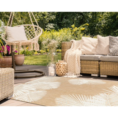 Saldanha Floral Indoor / Outdoor Rug