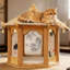 Arbre à chat en bois massif et sisal avec rideaux à imprimé paysage, condo pour chat hexagonal avec poteaux à griffer, breloques en forme de cloche et coussin moelleux, meubles pour animaux de compagnie de style traditionnel pour la maison
