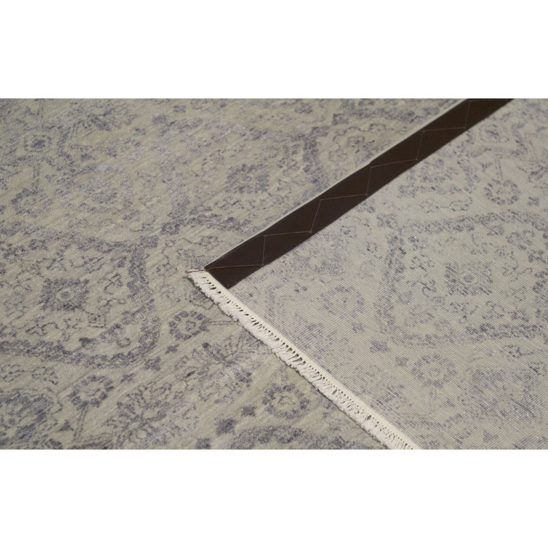 Hand Woven Wool Floral Area Rug