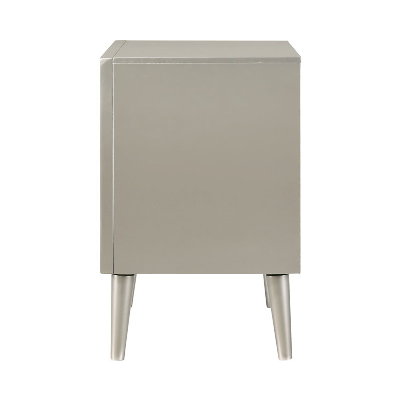 Table de chevet