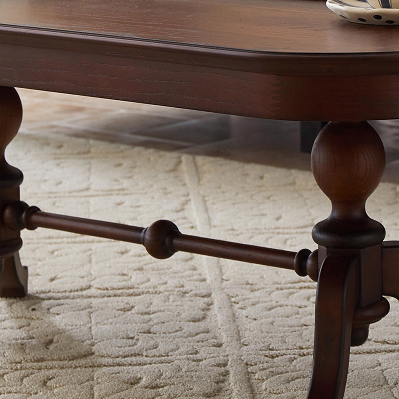 Table basse rétro et lisse