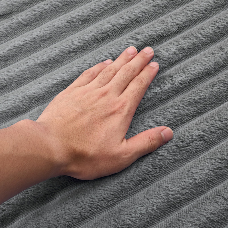Machine Tufted Throw Blanket, 200cm x 150cm, Striped, Grey
