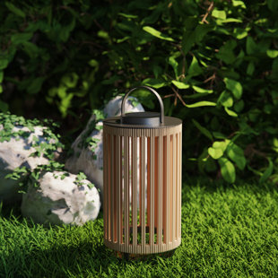 Outdoor Solar Lanterns Outdoor Hollowed-Out LED Floor Lights Aluminum Braided Rope Lantern with Handle,Yellow