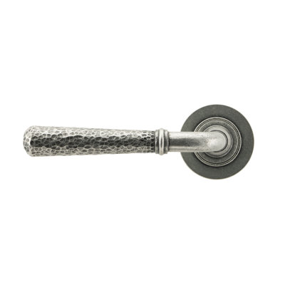 Hammered Newbury Lever on Rose Set (Plain)