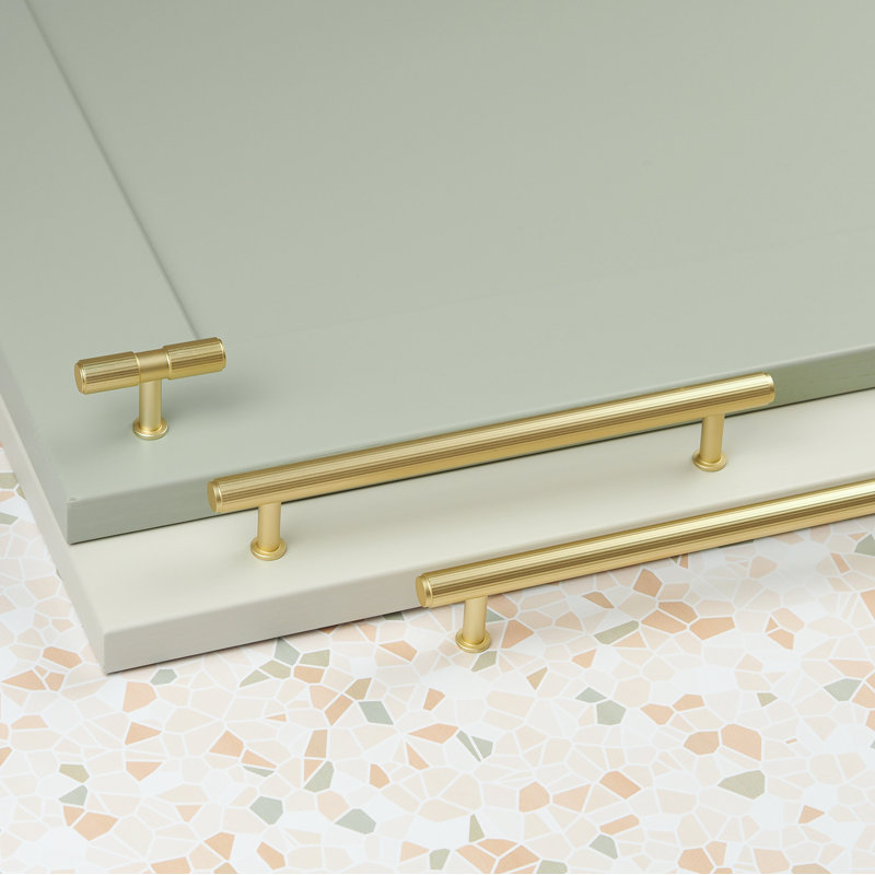 Brushed Brass Fluted T-Bar Handles & Coordinating Pull Knob, 160mm Handle