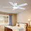 Ventilateur de plafond encastré moderne de 52 po avec lumières et télécommande, réversible et 5 pales à double face-1012272277