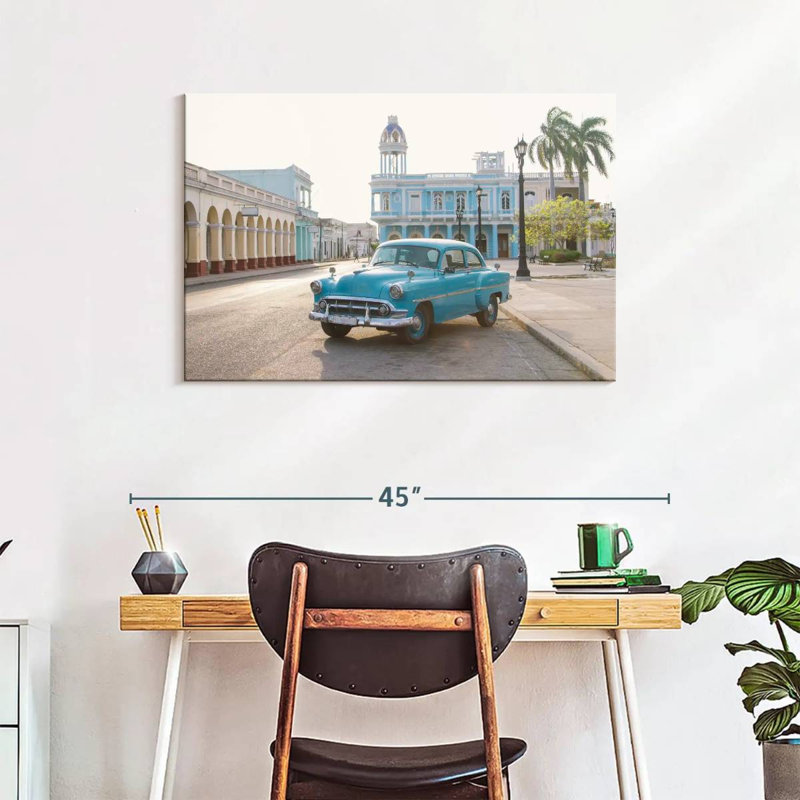 Voiture cubaine bleue Mehar, H 24 po x l 36 po