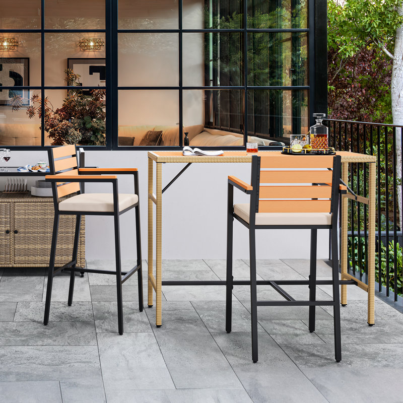 Ensemble de table de bar d'extérieur 5 pièces Latitude Run®, 2