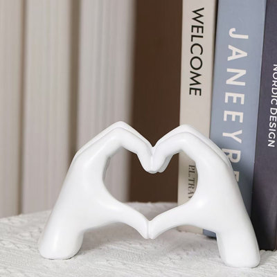 Heart figurine