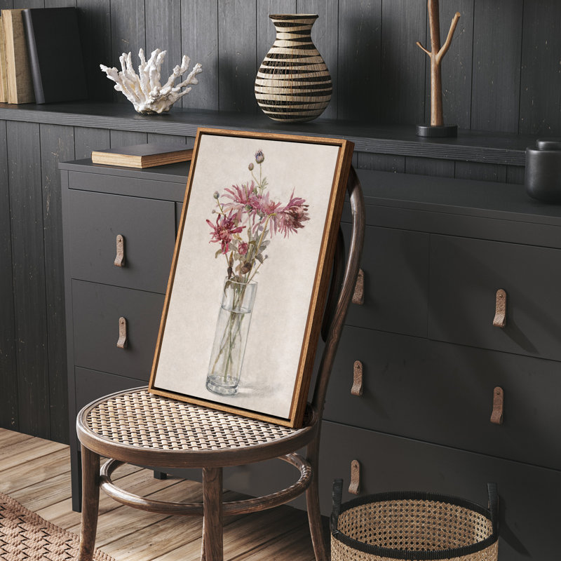 «Soft Floral Bouquet in Glass Vase Botanical Art», reproduction d'art encadrée, Naturel, H 36 po x l 24 po