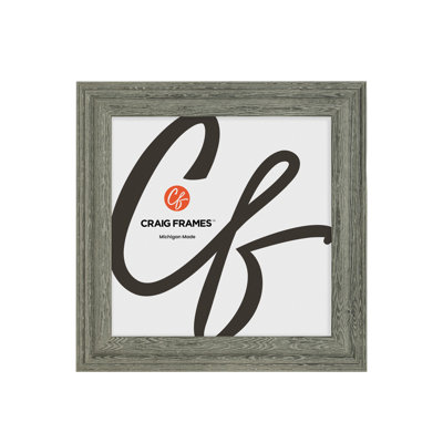 Cadre photo Craig Frames 22 x 26 pouces, gris, style Potomac, moulure en bois de 2,5 pouces, finition teintée, vitre en plexiglas et système d'accrochage inclus.