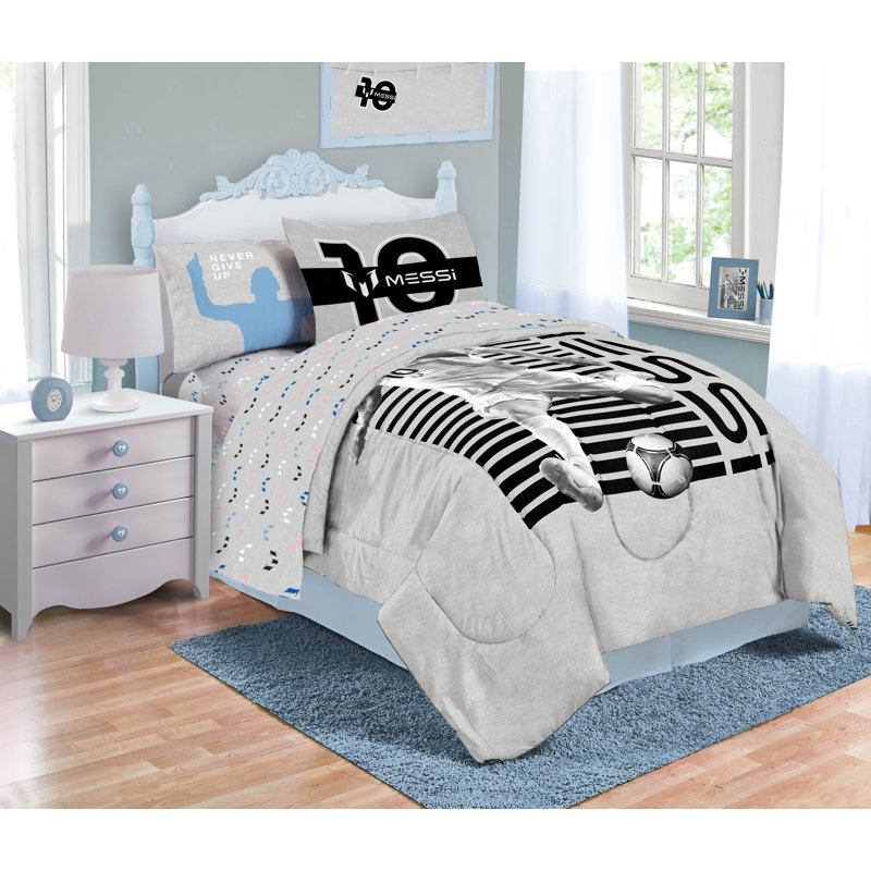 Lionel Messi Bed Set W/ Sham, Full Comforter + 6 Additional Pieces