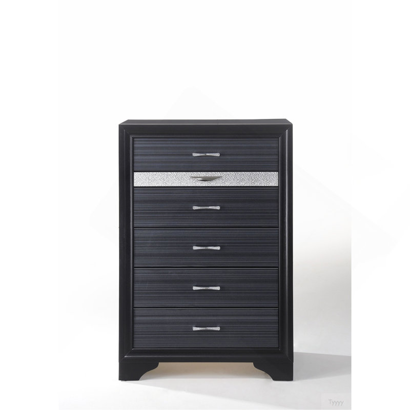Commode à finition noire Naima