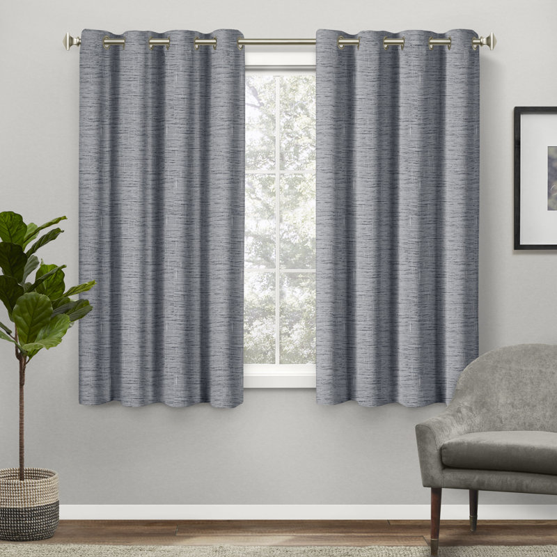 Paire de rideaux occultant et isolants avec œillets Palni, Indigo, L 52 po x L 96 po