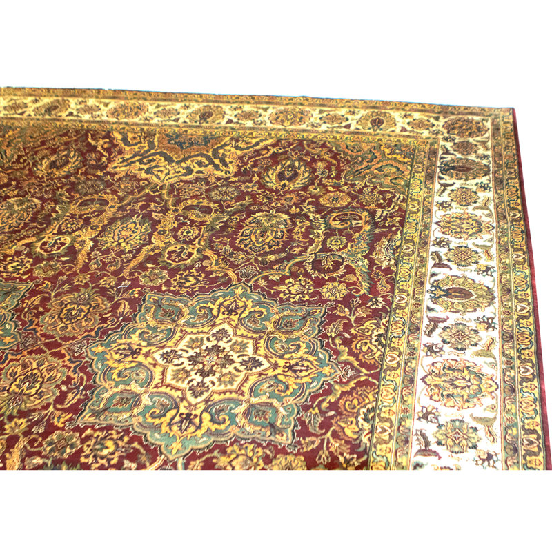 High-Quality Hand-Knotted Red And Cream Area Rug