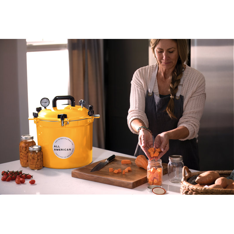 Mustard Yellow 21.5 Quart Aluminum Pressure Cooker/Canner
