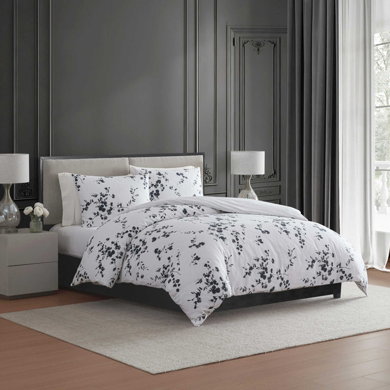 Vera Wang Noir Bouquet Cotton Reversible Grey Comforter Set, King Comforter + 2 King Shams