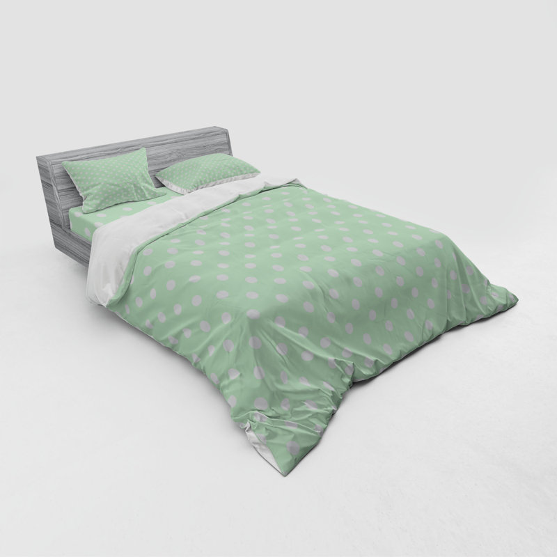 Farmhouse / Country Polyester Dots Duvet Cover, Queen Duvet Cover + 3 Additional Pieces