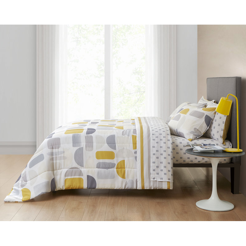 Annehilde Polyester Comforter Set, Queen Comforter + 6 Additional Pieces