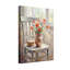 Arrangement floral de plantes et fleurs sur une chaise en bois-368914175