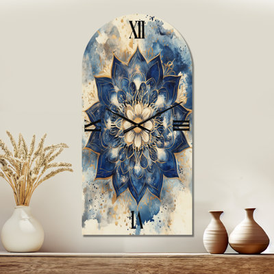 Mandala pour la méditation I - Grande horloge murale bohème en métal arqué, imprimée sur métal