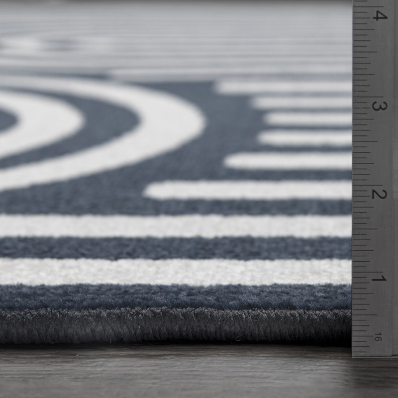 Balchand Geometric Indoor / Outdoor Rug, Runner 2' x 6'7''