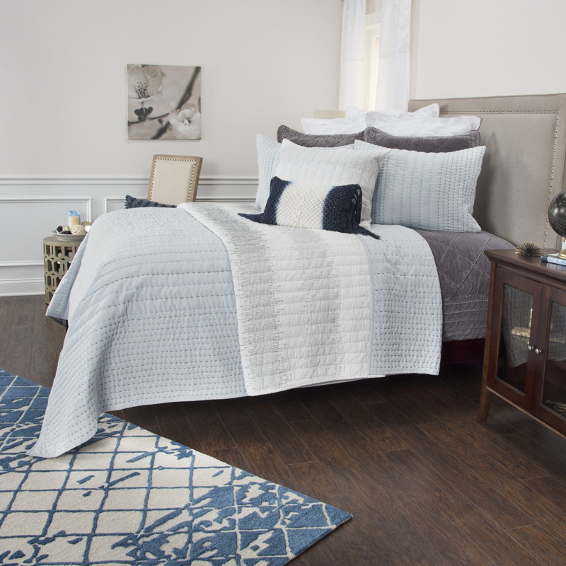 Courtepointe simple Ventrice, Grand