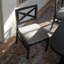 Chaise de salle à manger en bois de manguier massif de 34 po de hauteur H - choisissez la structure naturelle ou noire, siège rembourré, facile à assembler en 5 minutes - chaise de salle à manger Xenia-114553119