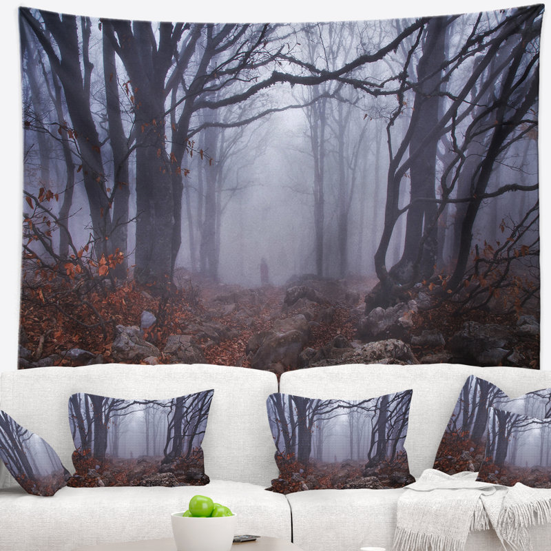 Tapisserie d'automne sombre et brumeux, H 32 po x l 39 po