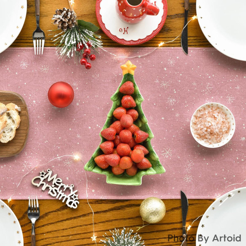 Snowman Birds Trees Christmas Table Runner, Seasonal Winter Holiday Kitchen Dining Table Decoration For Home Party Decor