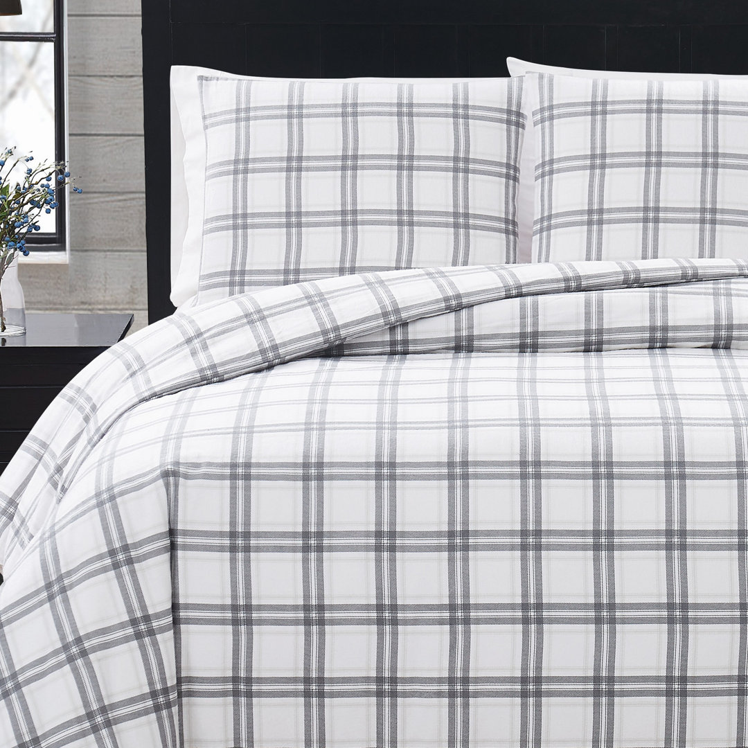 London Fog Plaid Flannel Comforter Set London Fog 