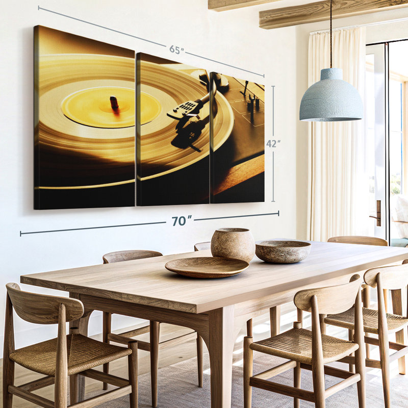 «Spinning Vinyle», 3 pièces sur toile, H 42 po x l 65 po x P 1,25 po