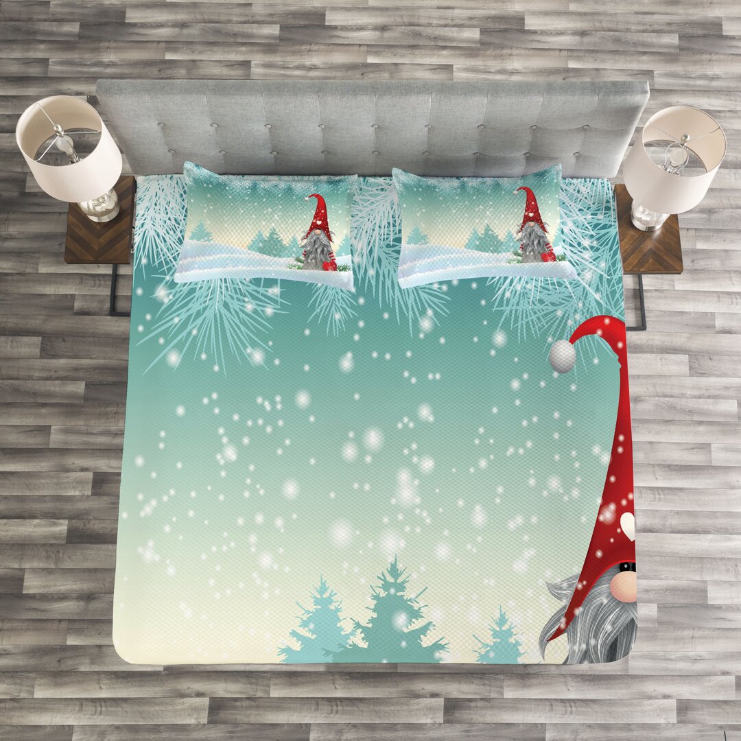 Gestepptes Bettdecken-Set, Elf Tomte Standing auf Schnee, Gnom, Mintgrün Babyblau